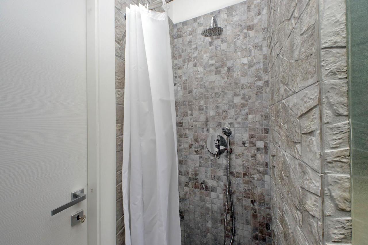 Katia Charme Apartment Roma Ngoại thất bức ảnh
